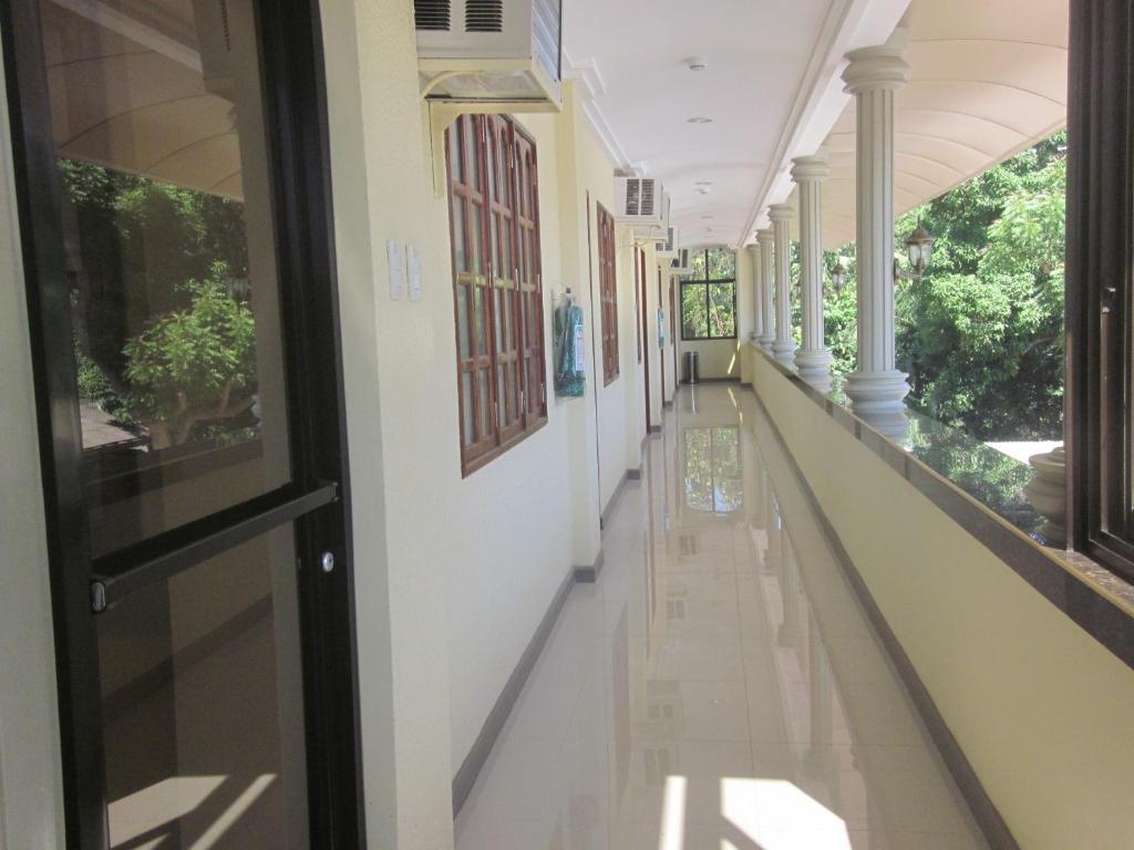 Ascendo Suites Puerto Princesa Bagian luar foto