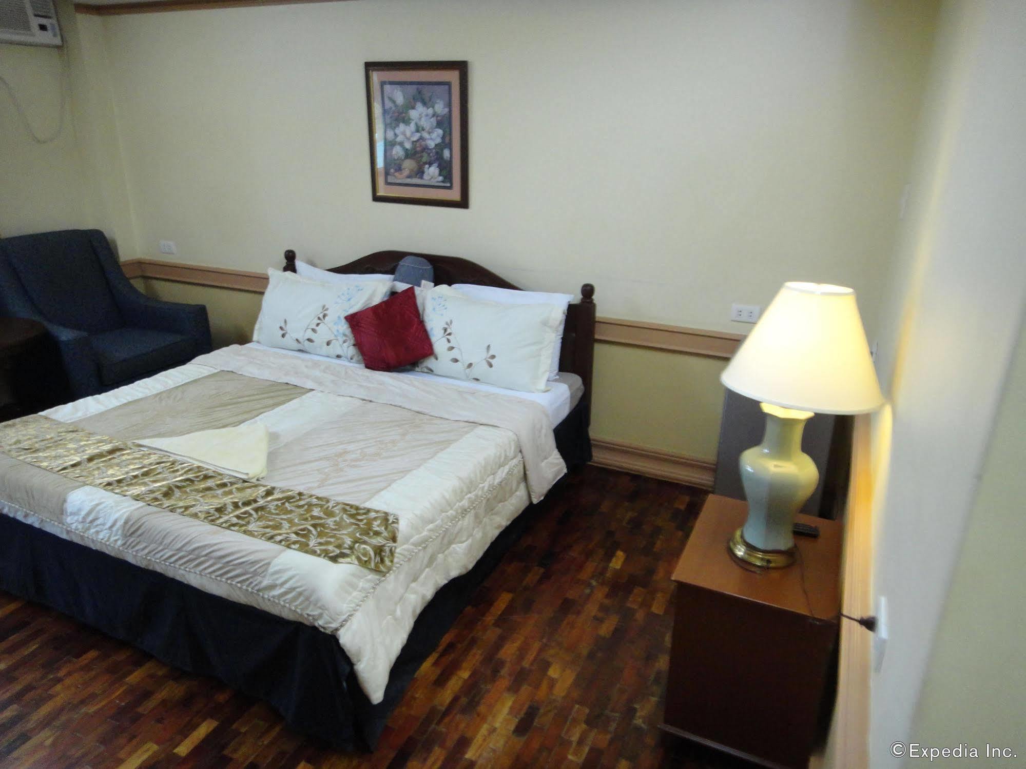 Ascendo Suites Puerto Princesa Bagian luar foto